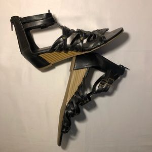 Women’s BONGO Gladiator Shoes Size 8 1/2M